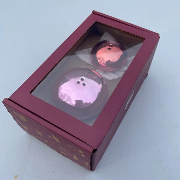 NWT Urban Outfitters Mushroom Salt And Pepper Shaker Set - Picture 4 of 11